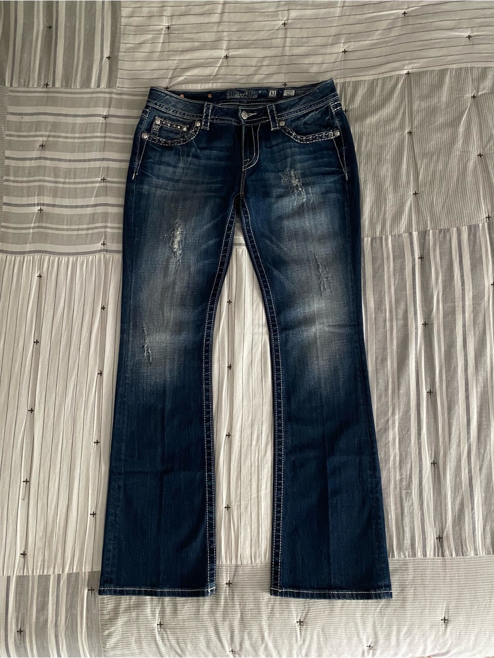 🦋 Miss Me Signature Boot Jeans NWOT 🦋 - Picture 3 of 8